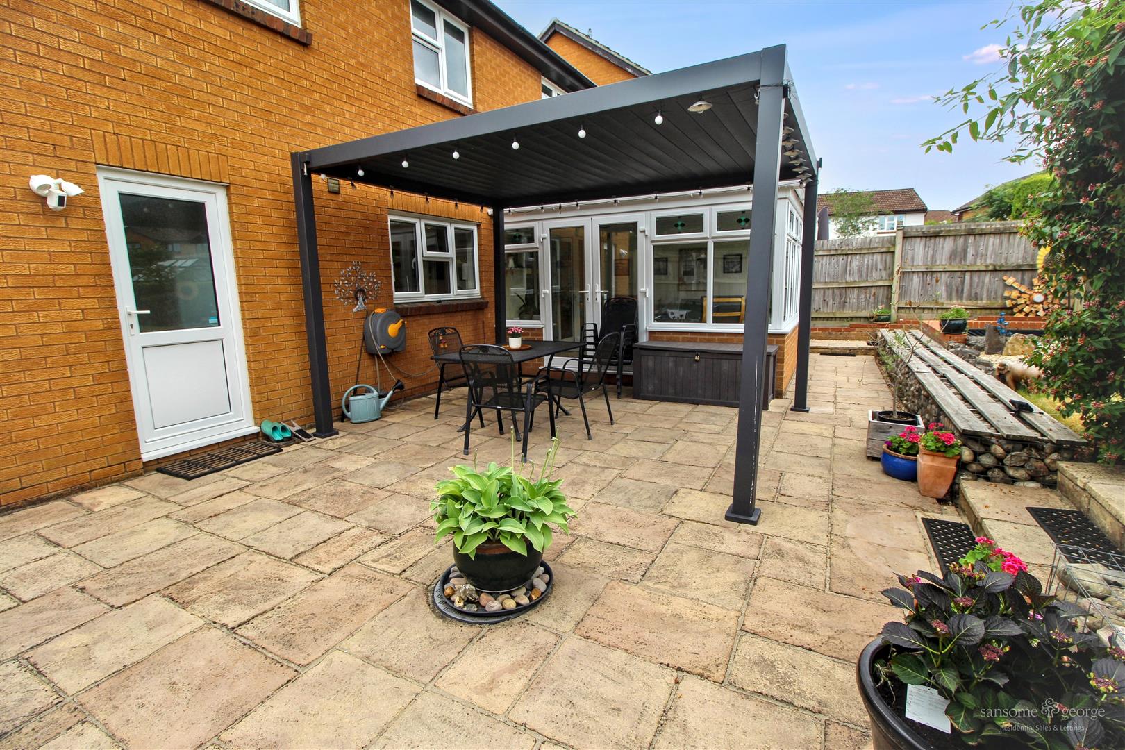 Goodliffe Gardens, Tilehurst, Reading
